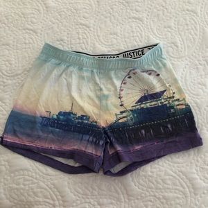 Justice Santa Monica shorts 🎡